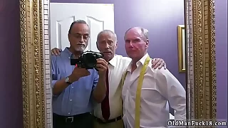 继父第一次偷窥密友的女儿 Maximas Errectis